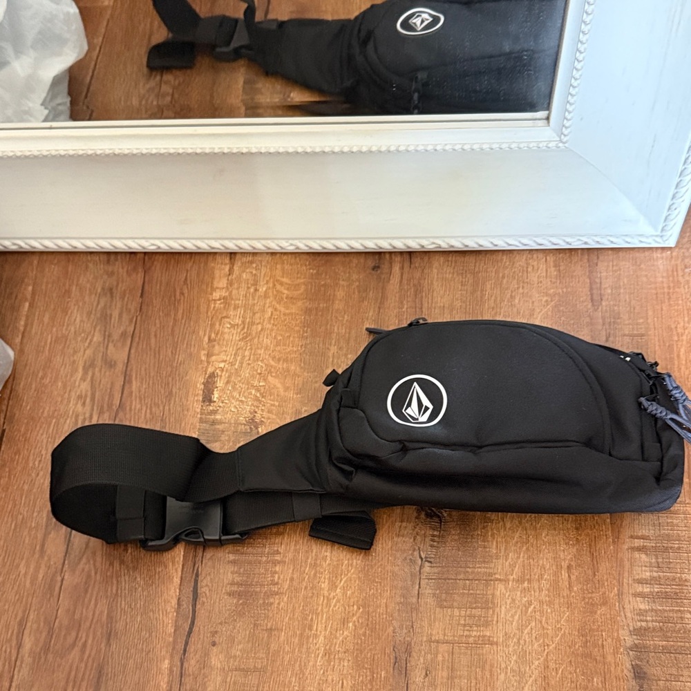 Volcom Black Belt Bag unisex
